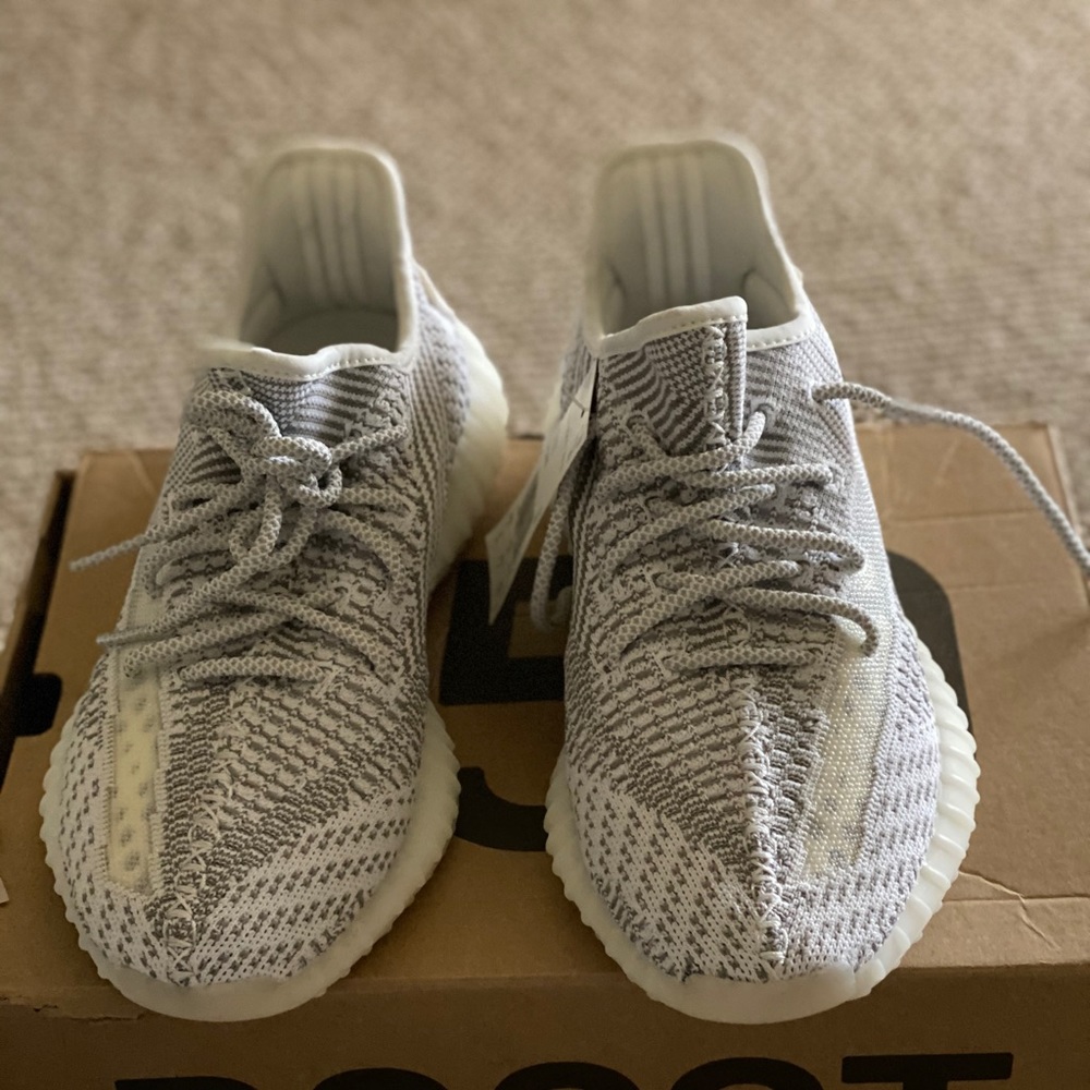 Yeezy Men’s Sneaker